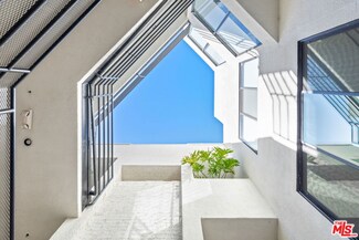 1201 Larrabee St Unit 107, West Hollywood, CA 90069