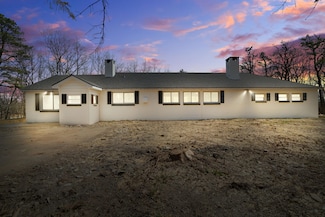 171 Knob Rd, Mount Pocono, PA 18344