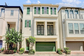 9617 Pemberton Crescent Dr, Houston, TX 77025