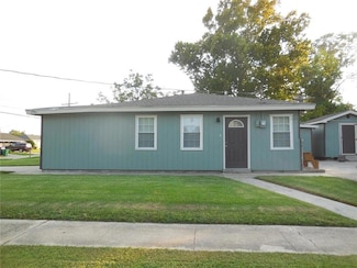 330 Azalea Dr, Westwego, LA 70094