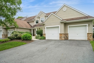 14 Bourne CI, Hardyston Twp., NJ 07419