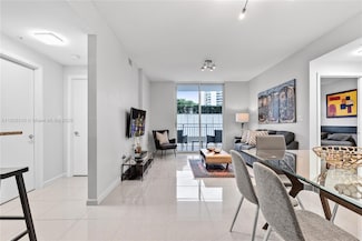 185 SE 14th Terrace Unit 708, Miami, FL 33131