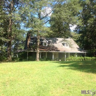 11678 Old South Dr, Clinton, LA 70722