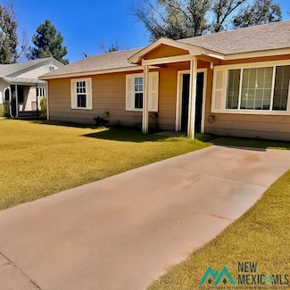 606 Chestnut St, Carlsbad, NM 88220