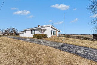 721 S State Road 2, Hebron, IN 46341