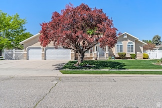 9894 Treasure Cir, South Jordan, UT 84095