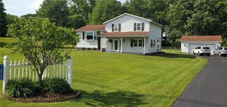 1633 Old Princeton Rd, New Castle, PA 16101