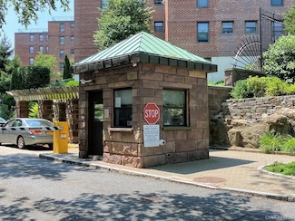 171 Pearsall Dr Unit 5G, Mount Vernon, NY 10552