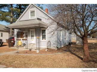 416 W North St, Auburn, IL 62615