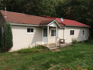 1874 Carter Rd, Volant, PA 16156