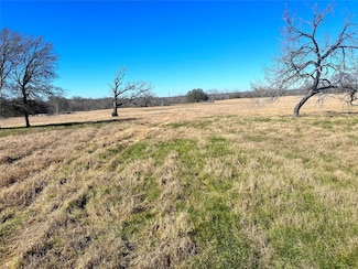 5615 Tenney Creek Rd, Luling, TX 78648