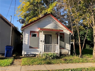 7420 Spafford Rd, Cleveland, OH 44105