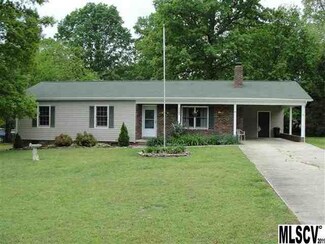 1737 Piney Rd, Hickory, NC 28602