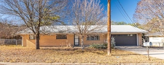 1123 Nancy Beth Dr, Kerrville, TX 78028