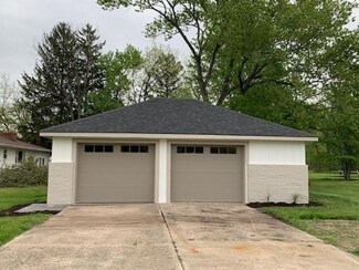 721 W 8th St, Hobart, IN 46342