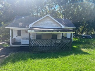 144 Franklin St, Weirton, WV 26062