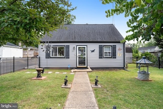 167 Polk Dr, Manassas Park, VA 20111