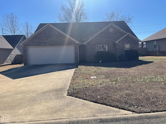997 Russell Hill Dr, Jonesboro, AR 72404