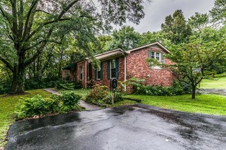 5883 Willshire Dr, Nashville, TN 37215