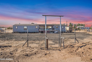13 Greer Ln, Elephant Butte, NM 87935