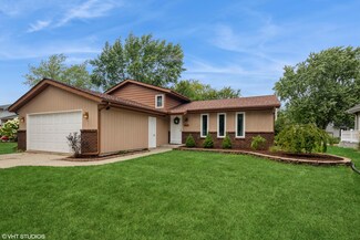 2128 W 96th Place, Crown Point, IN 46307