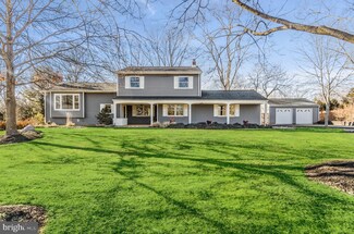 38 Bunker Dr, Belle Mead, NJ 08502