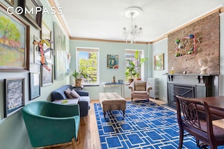 306 W 4th St Unit D3, New York, NY 10014