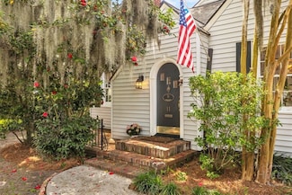 11 Bonaventure Rd, Thunderbolt, GA 31404