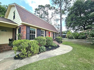 904 Sunnyhill Dr, Camden, SC 29020