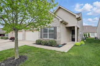 11716 Whisper Cove Dr, Fishers, IN 46037