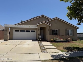 2402 N Bentley Ave, Santa Maria, CA 93458