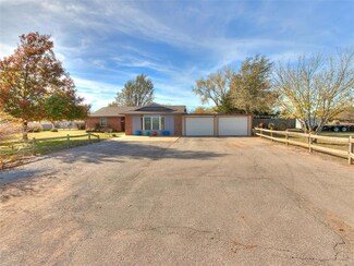 2784 County Street 2860, Chickasha, OK 73018
