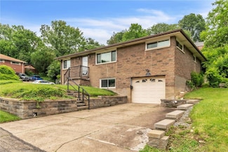 2370 Potomac Ave, Pittsburgh, PA 15216