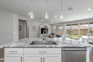 9757 E Red Giant Dr, Mesa, AZ 85212