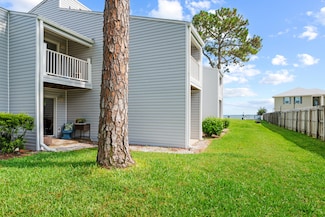 101 Old Ferry Rd Unit 12B, Shalimar, FL 32579