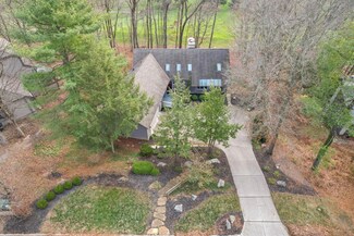 228 Pinehurst Dr, Granville, OH 43023