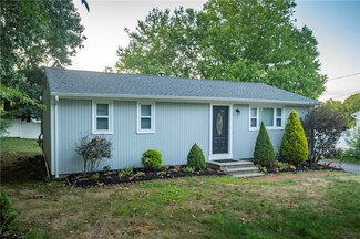 8 Mascio Dr, Johnston, RI 02919
