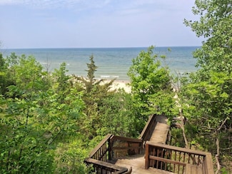 0 Blue Star Hwy Unit 25027366, South Haven, MI 49090