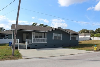 5212 Bogdonoff Dr, Seffner, FL 33584