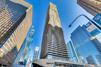 225 N Columbus Dr Unit 5513, Chicago, IL 60601