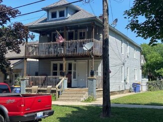 921 Watson St SW, Grand Rapids, MI 49504