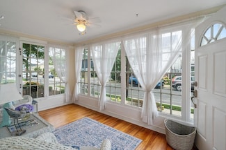 26 N Martindale Ave, Ventnor City, NJ 08406