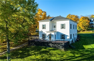 105 S Jackson St, Watkins Glen, NY 14891