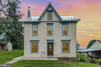 28 Laudermilch Rd, Halifax, PA 17032