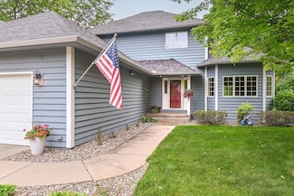 6490 White Dove Dr, Excelsior, MN 55331