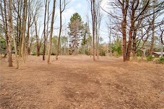 537 Vosburg Rd, Webster, NY 14580