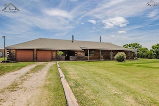 14121 Kamay Rd, Electra, TX 76360