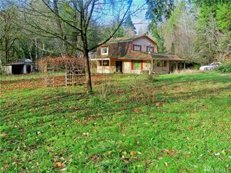 136 Schoolhouse Rd, Kelso, WA 98626
