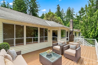 17002 SE 43rd St, Bellevue, WA 98006