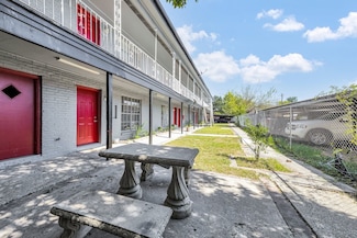 3040 Golfcrest Blvd Unit 10, Houston, TX 77087